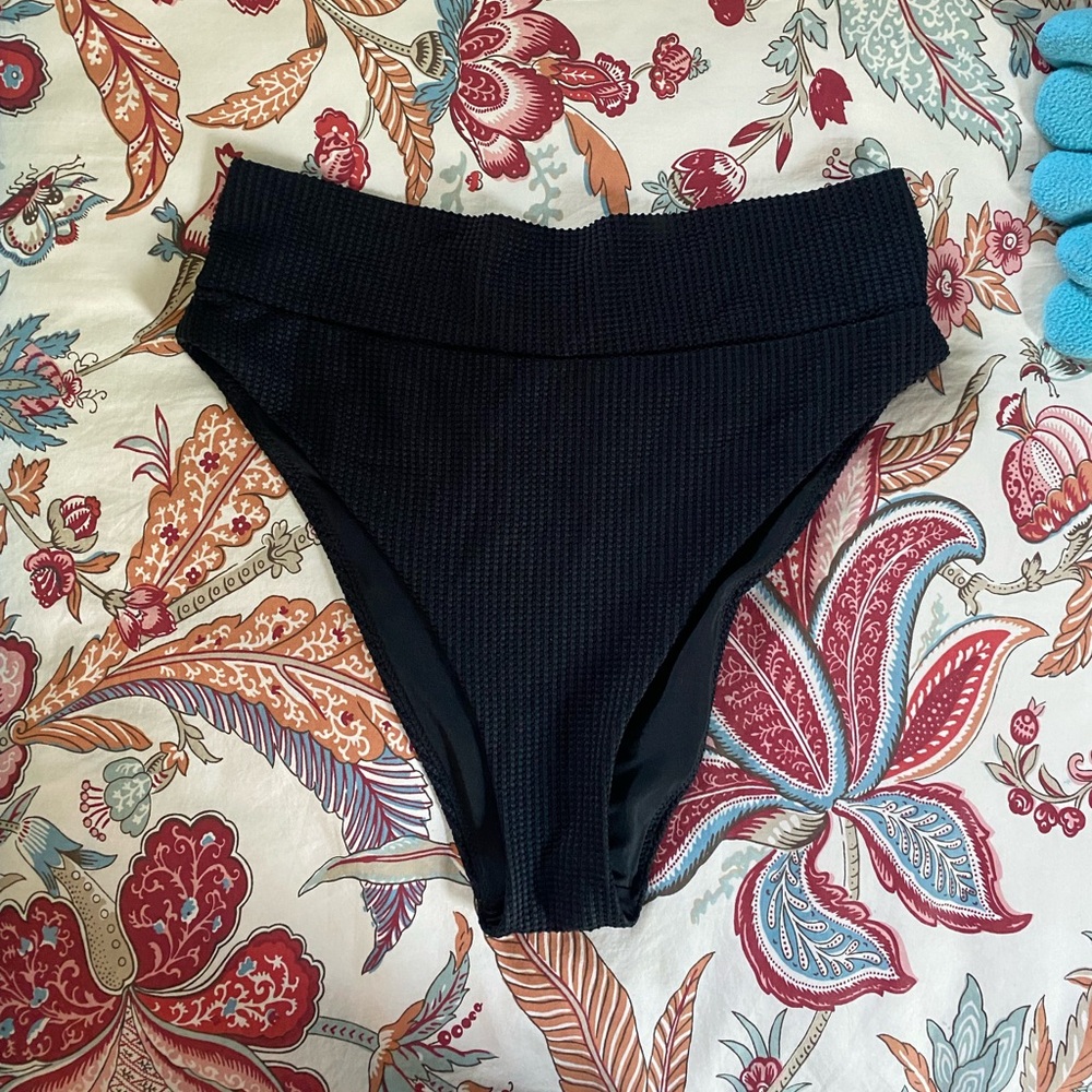 Aerie Waffle Knit High cut cheeky black swimsuit bottom, large